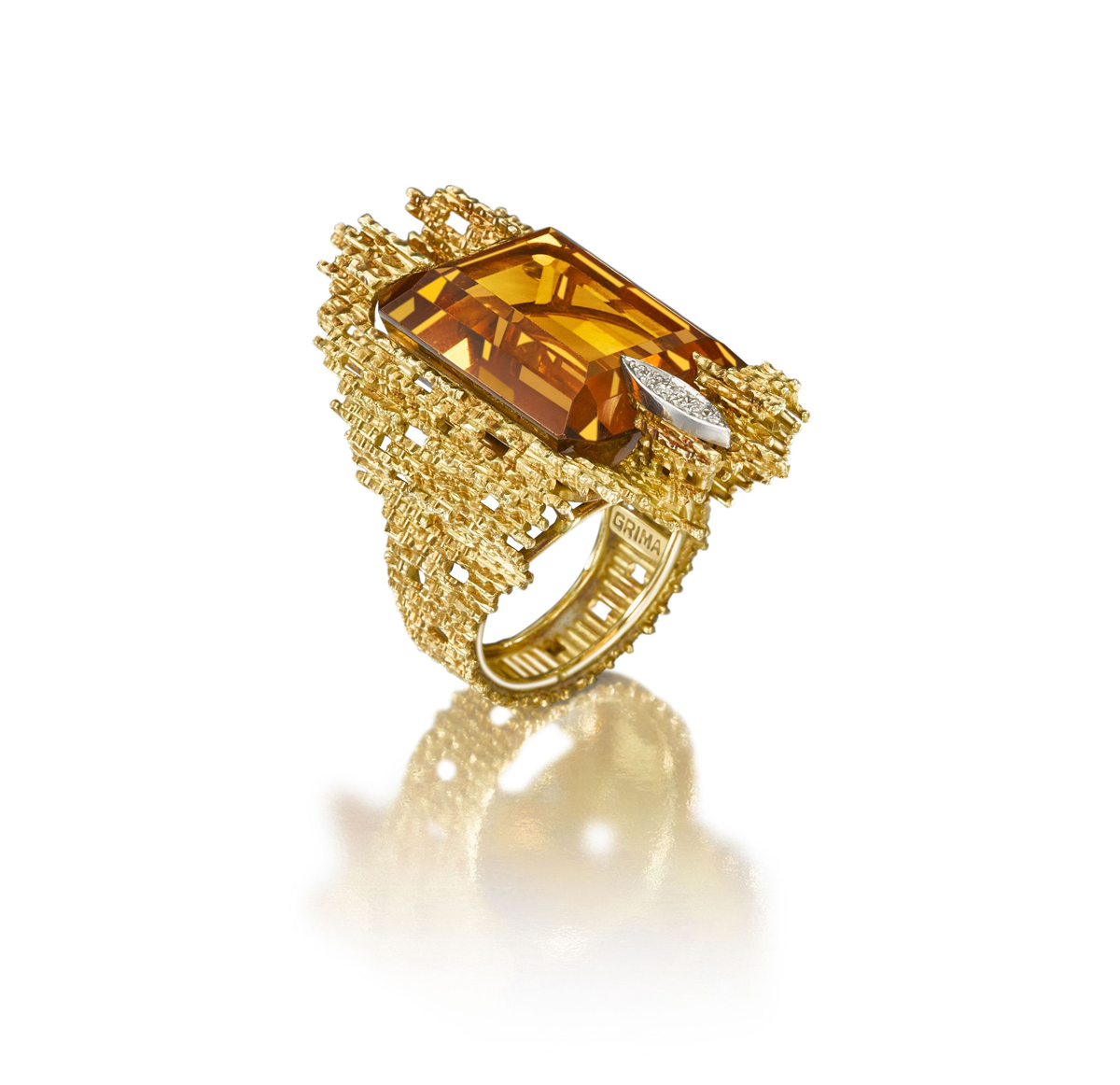 citrine-ring-by-andrew-grima