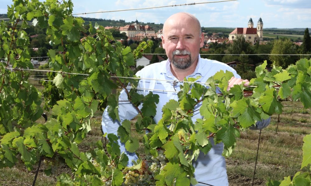 „Naučili jsme lidi mazat se,“ říká s nadsázkou zakladatel značky Saloos