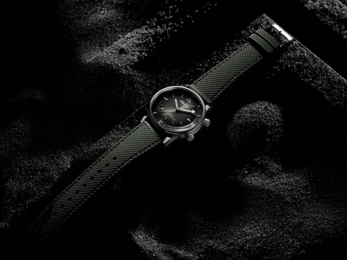 Potápěčské hodinky Alpina v tmavě zeleném odstínu