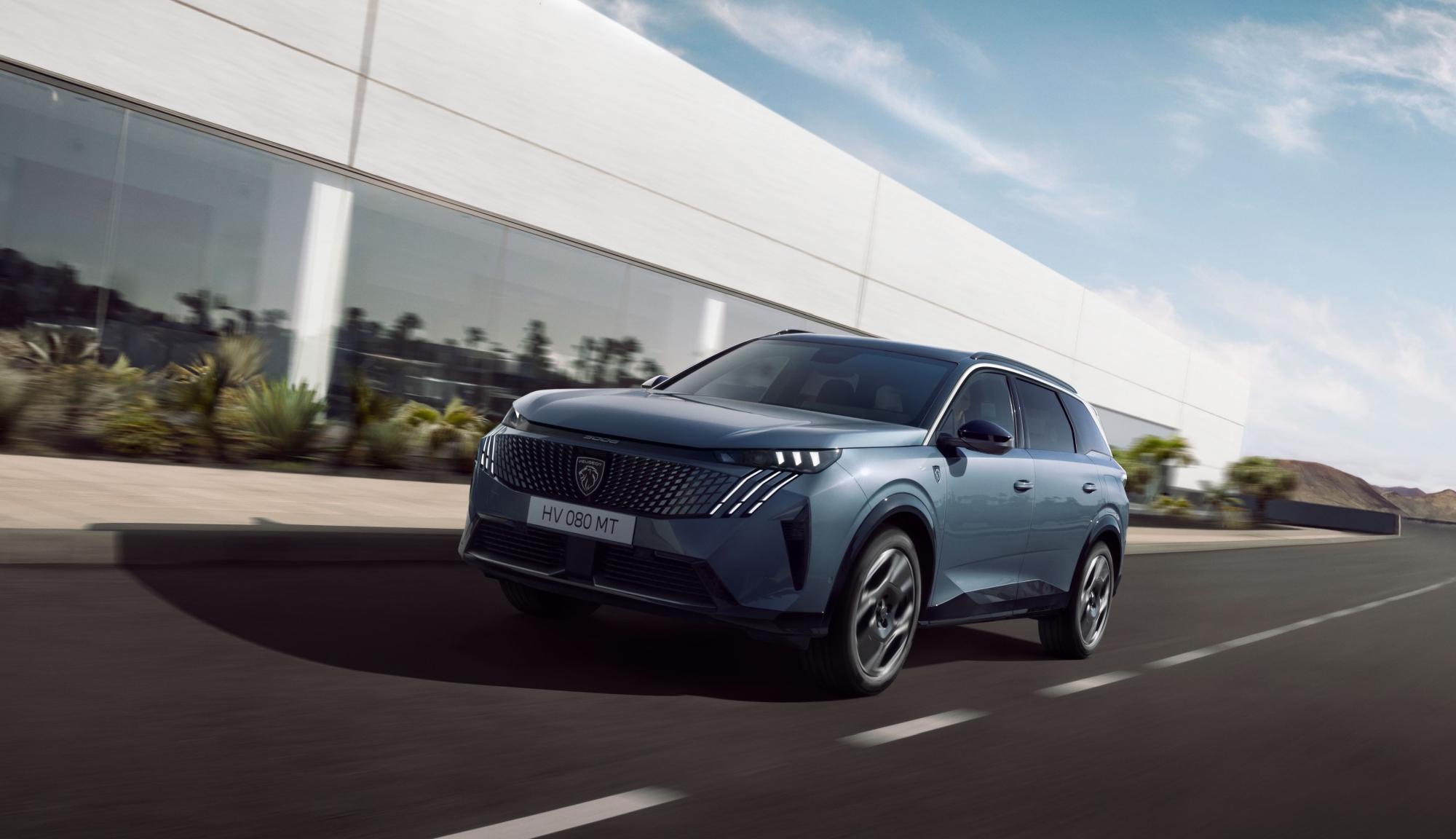 Nový Peugeot 5008 je obrazem nové doby, ale i nové prodejní strategie