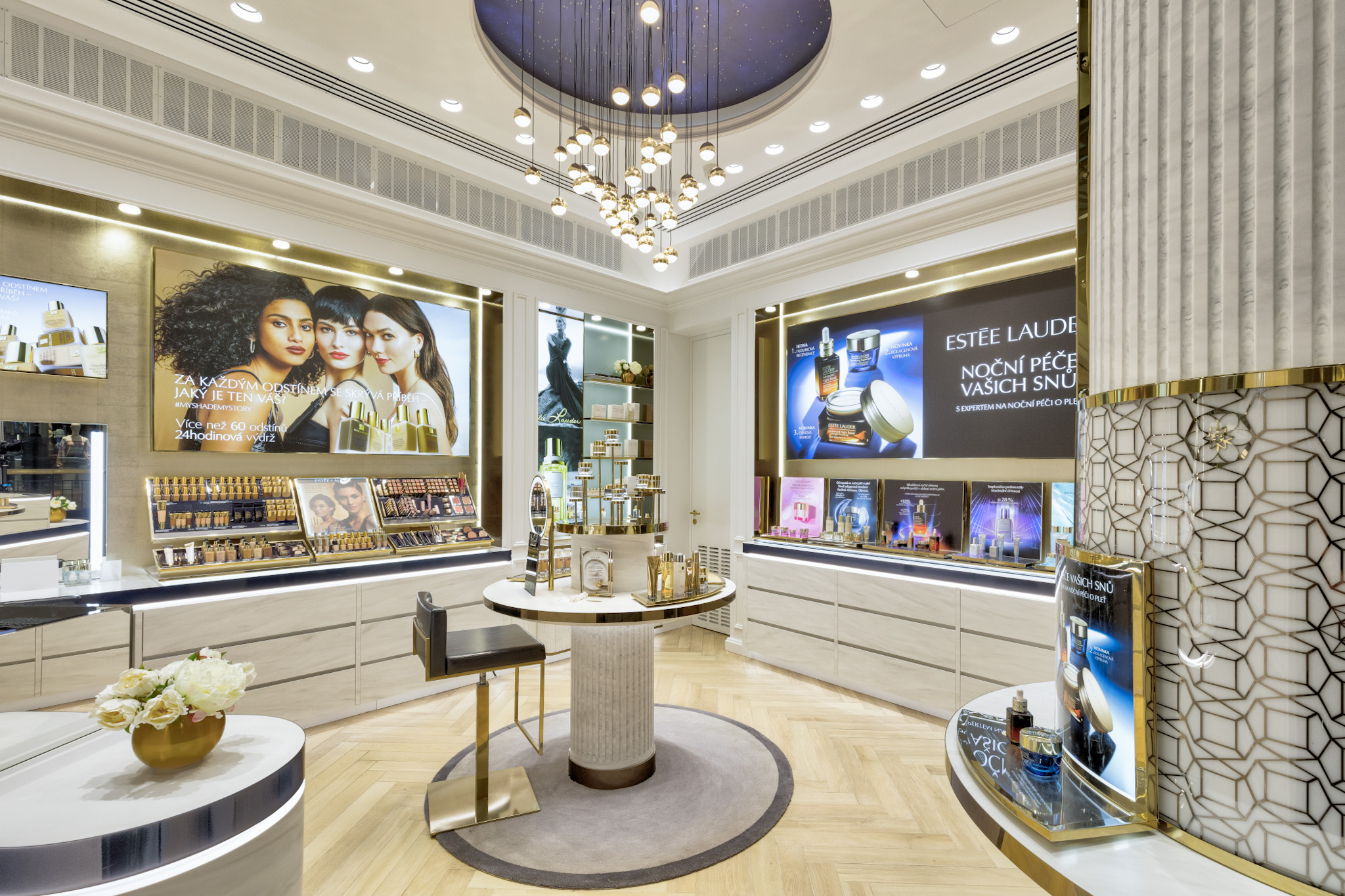 Nový butik Estée Lauder v Palladiu propojuje krásu a udržitelnost