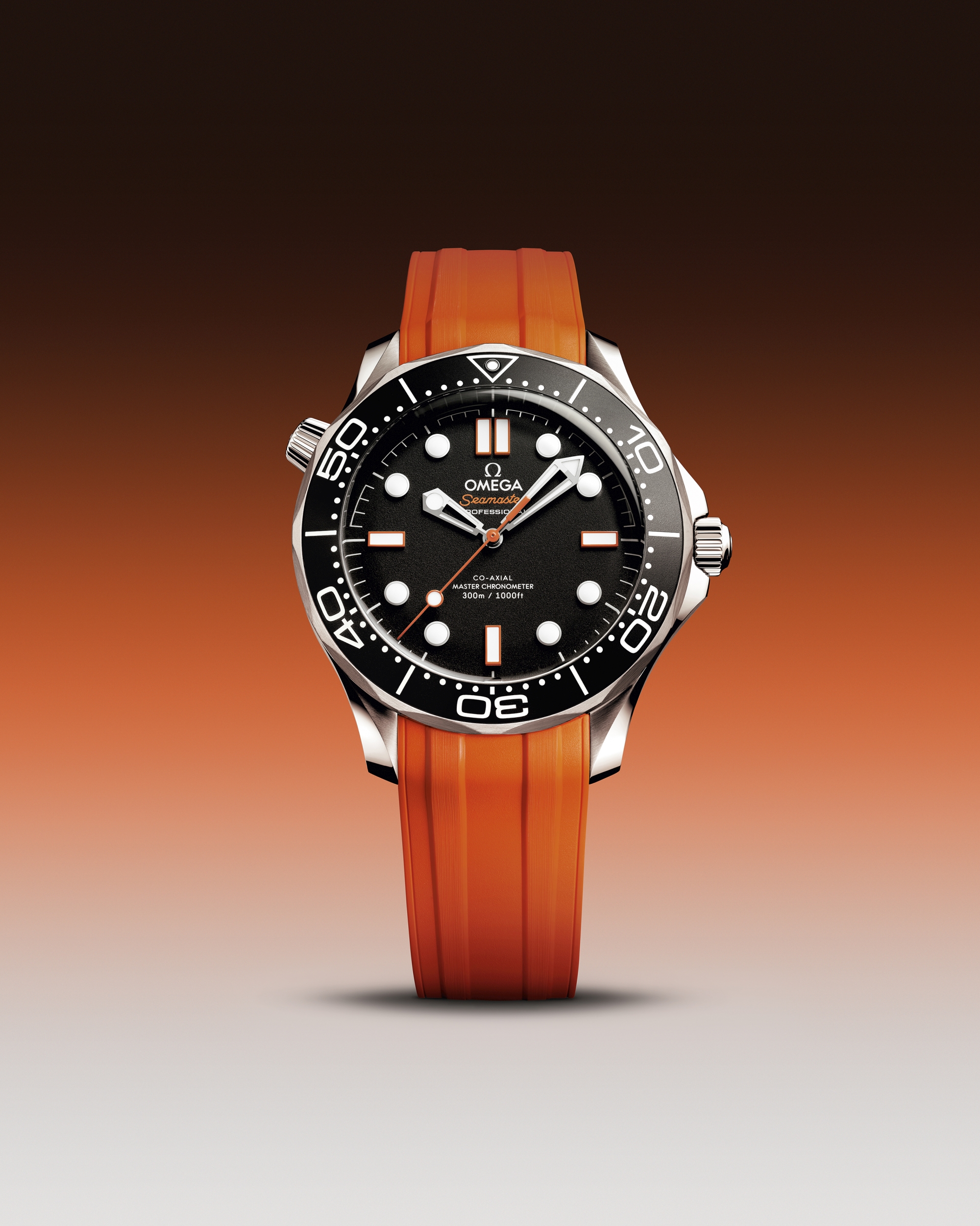 Nové hodinky Omega Seamaster Diver 300M: Oranžový symbol hloubek