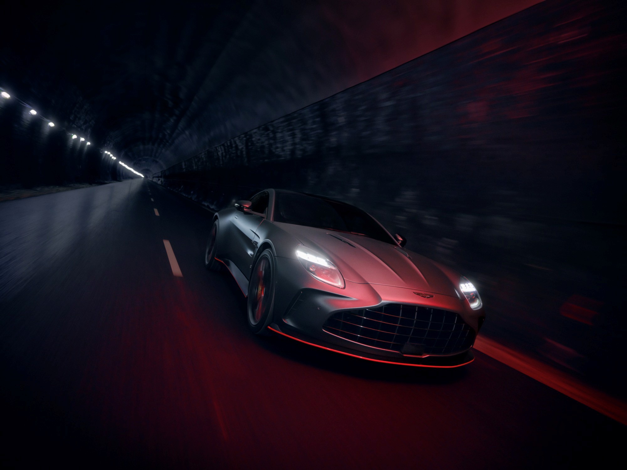 Aston Martin představuje Vantage S