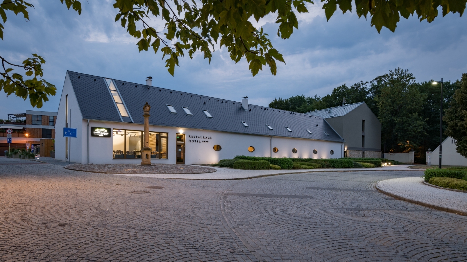 Panská Zahrada: Elegance a potěšení v srdci malebného kraje