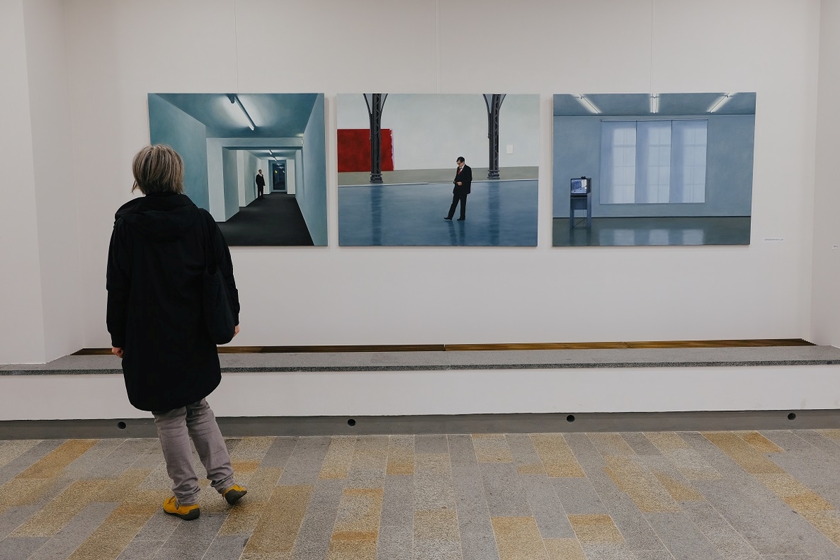 Úspěšná vernisáž výstavy obrazů Ivany Lomové v Galerii Marienbad