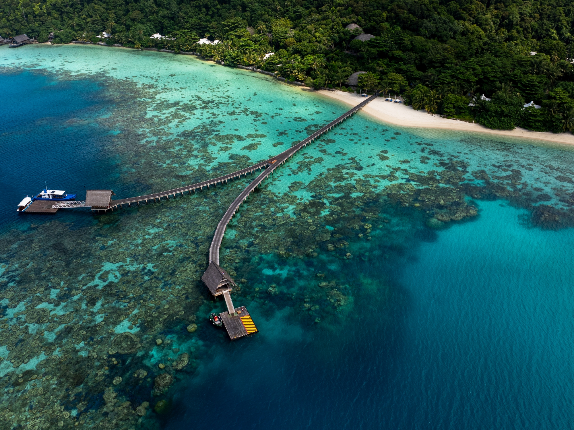 Exkluzivní útočiště Bawah Reserve láká na dobrodružství, klid i chuť Indonésie