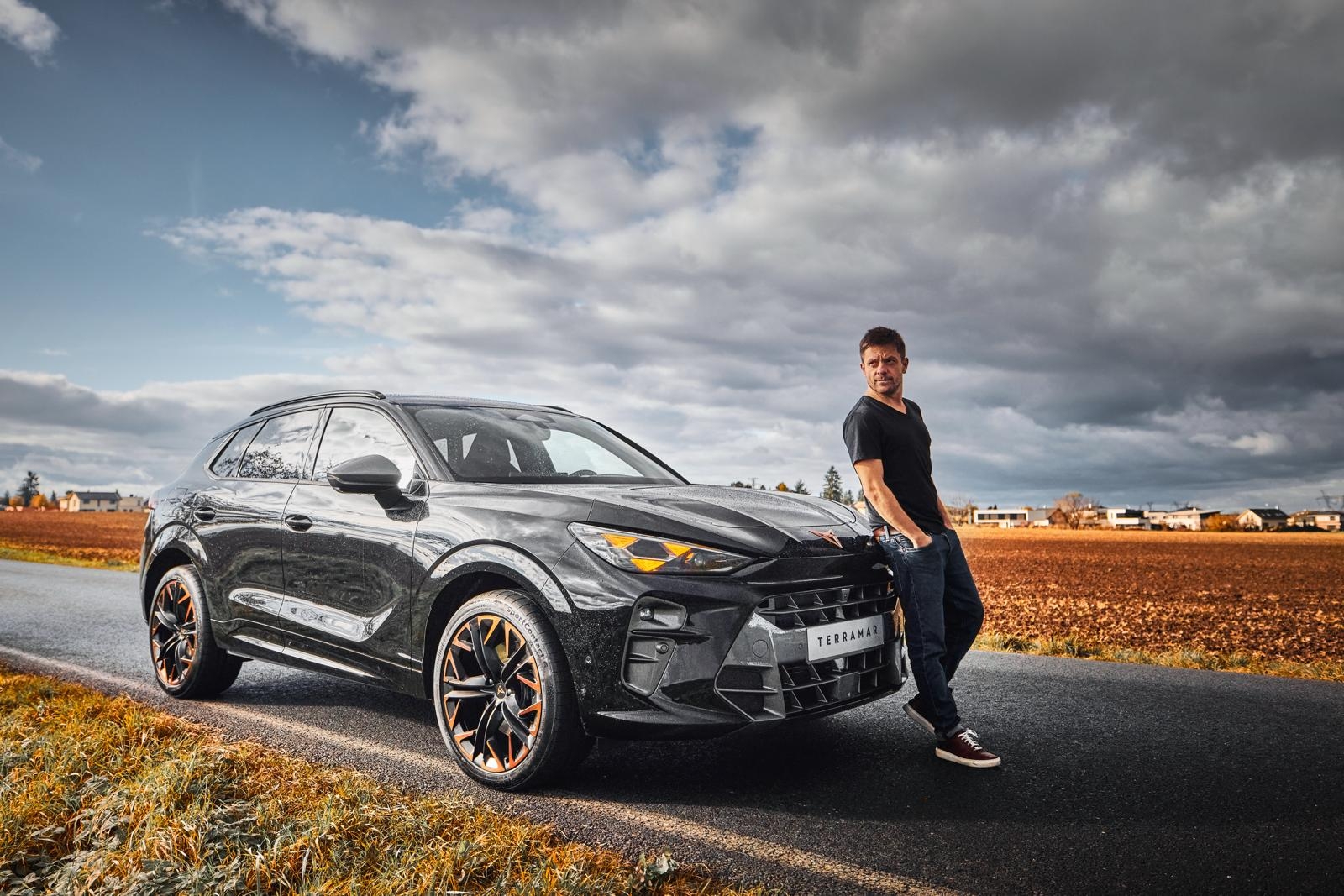 CUPRA x Jiří Mádl: Spojení plné energie a odvahy tvořit s přesahem