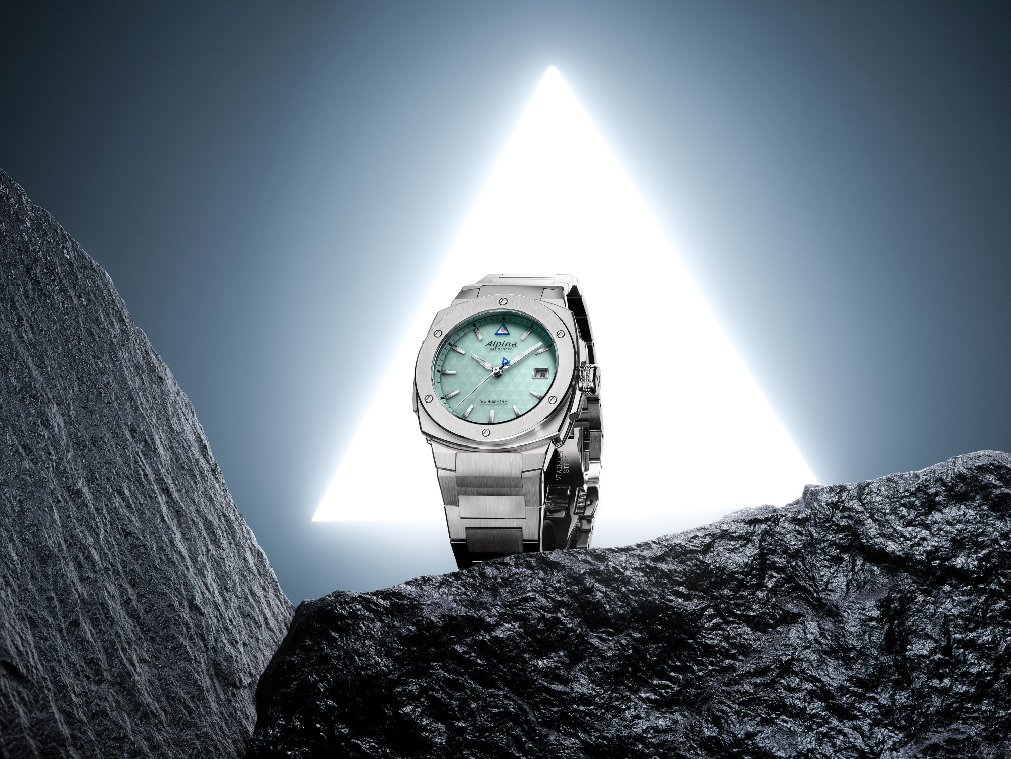 Alpina Alpiner Extreme Solarmetre: když světlo nahrazuje hranice