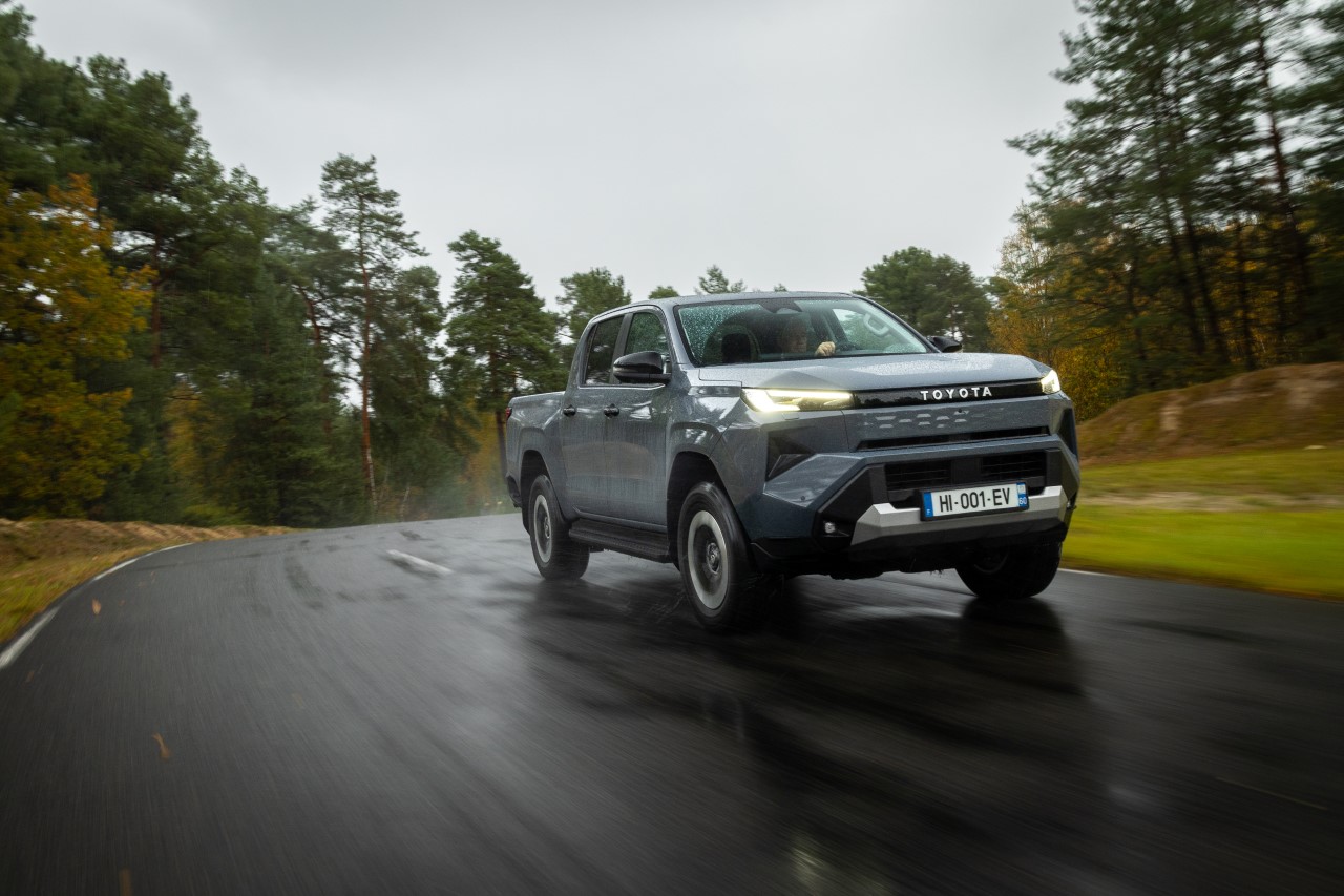 Elektrická Toyota Hilux míří do Česka