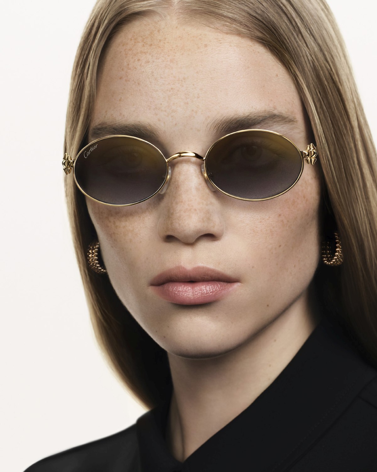 Nová kolekce brýlí Cartier v dialogu s ikonickými kódy značky