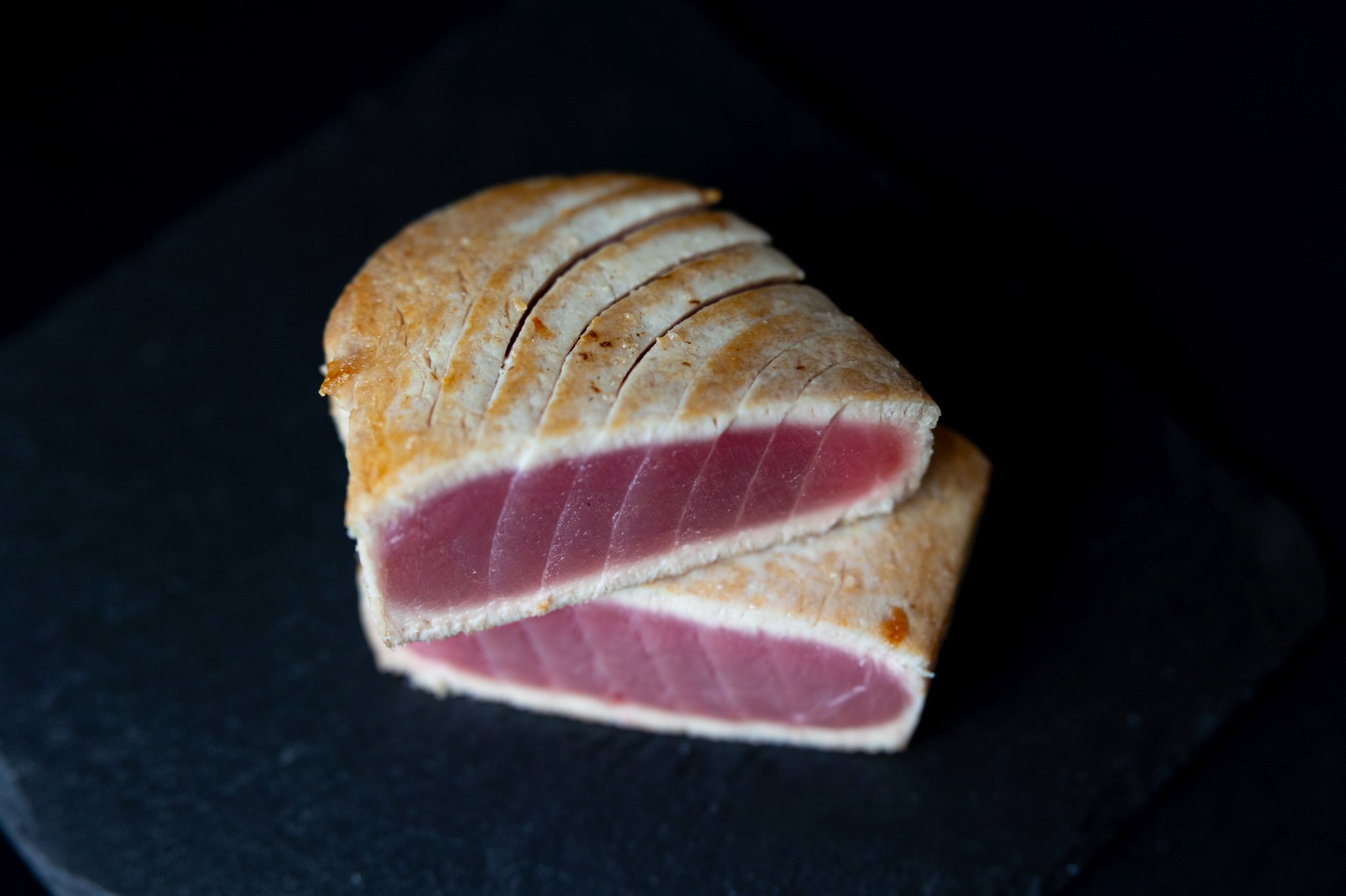 Umění porcování: Tuňák jako gastronomická show v Panské zahradě