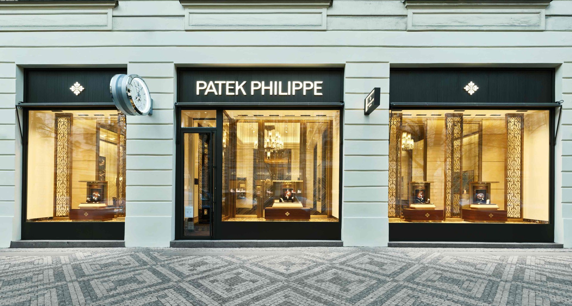 Patek Philippe butik má v Pařížské ulici v centru Prahy novou adresu
