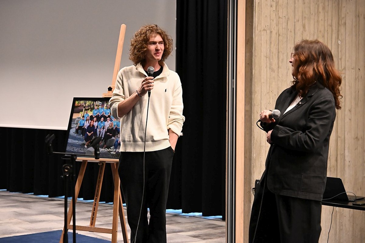 STAGES HOTEL Prague hostil příběh Duhové prádelny