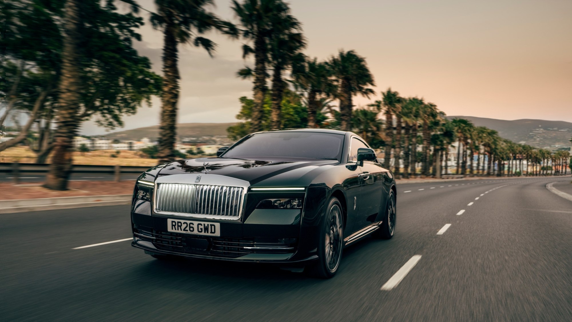Rolls-Royce představil Spectre Series II