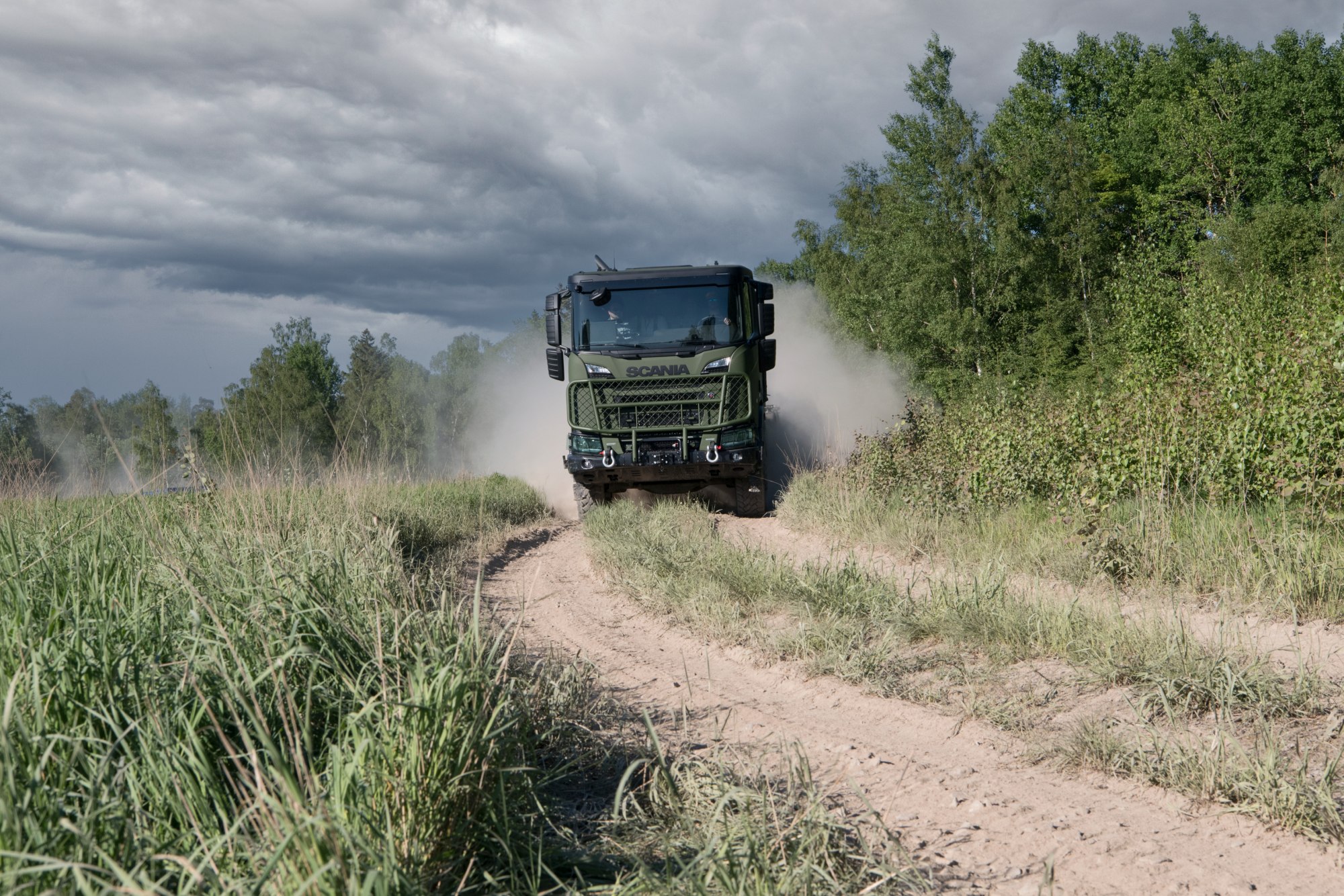 Scania představuje ochrannou kabinu na veletrhu Eurosatory 2026
