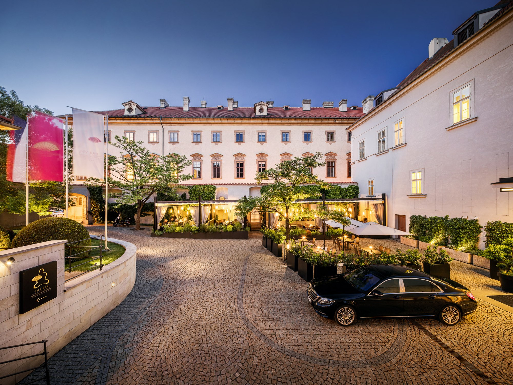 Mandarin Oriental, Prague získal prestižní ocenění Condé Nast Traveller Triple Crown