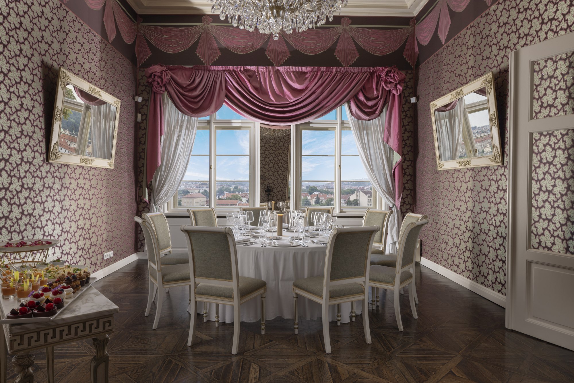 Villa Richter Restaurant se po šesti letech znovu naplno otevírá