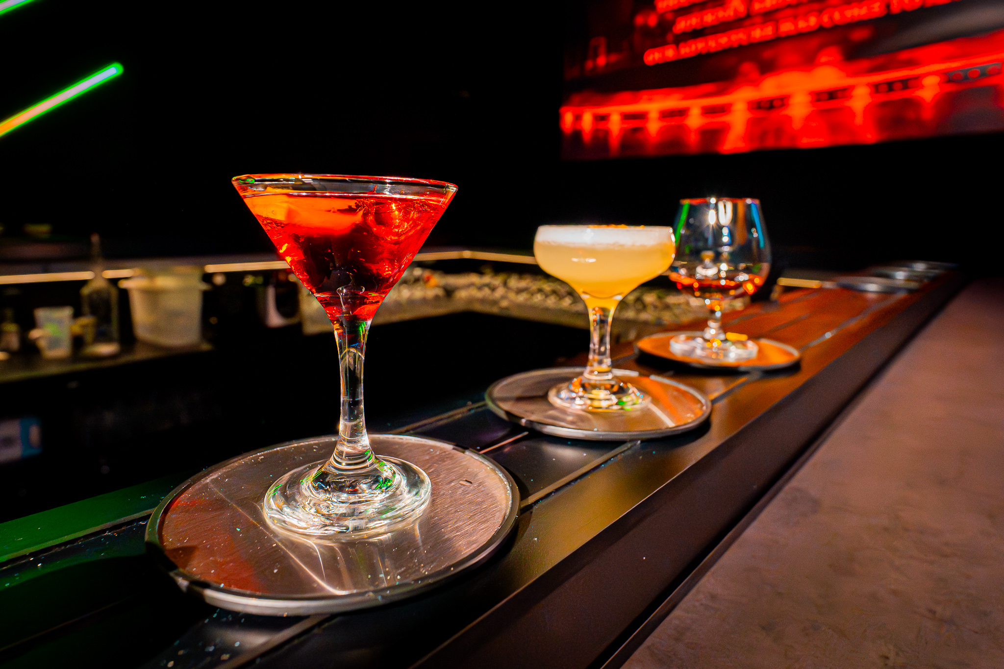 Tipsy World Tour v Praze nabízí zážitek, který nekončí u koktejlů