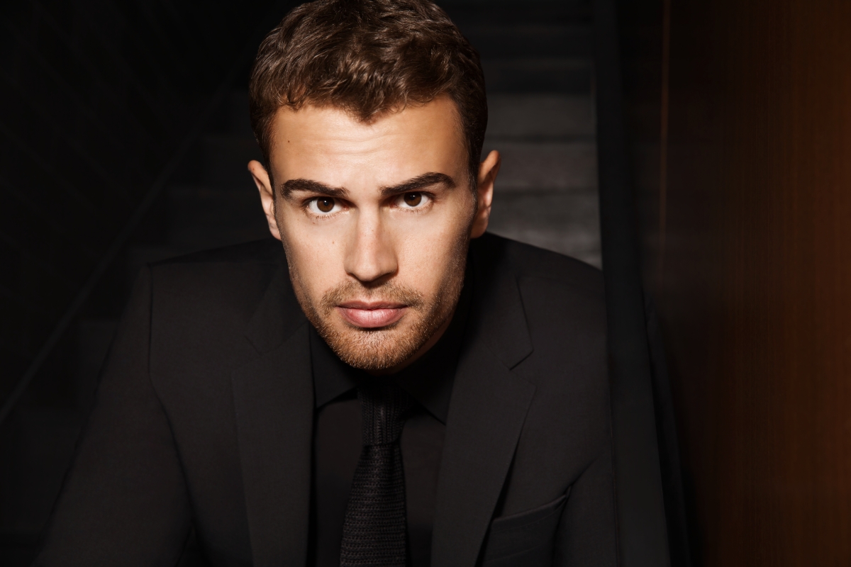Theo James Signing Announcement visual